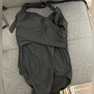 one-piece swim suit